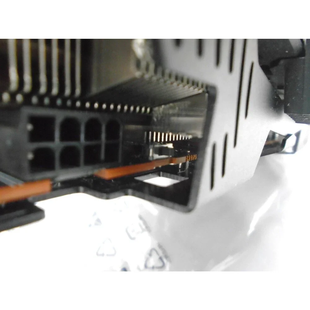 XFX  AMD Radeon RX 5600 XT RAW II PRO 6GB GDDR6 PCI Express 4.0 GPU Dual Bios